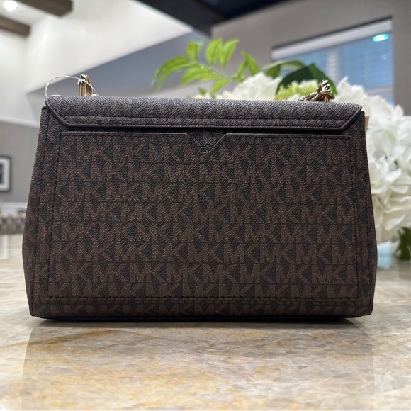 ❗️SOLD ❗️Michael Kors Lita Medium Monogram Shoulder Crossbody Bag - Picture 3 of 12